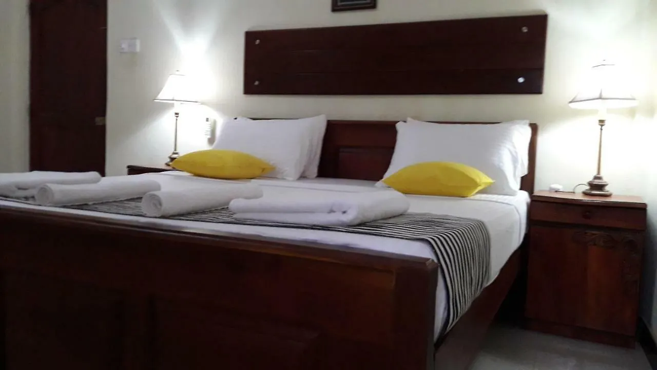 The Max Villa Negombo